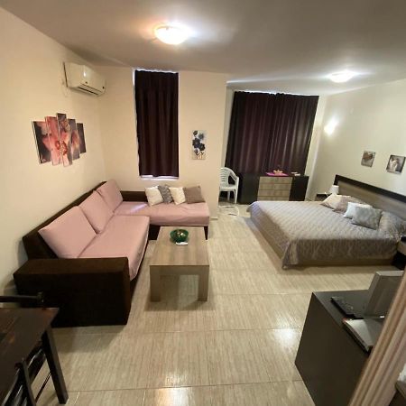 Cozy Apartment Saint Sofia 써니비치 외부 사진