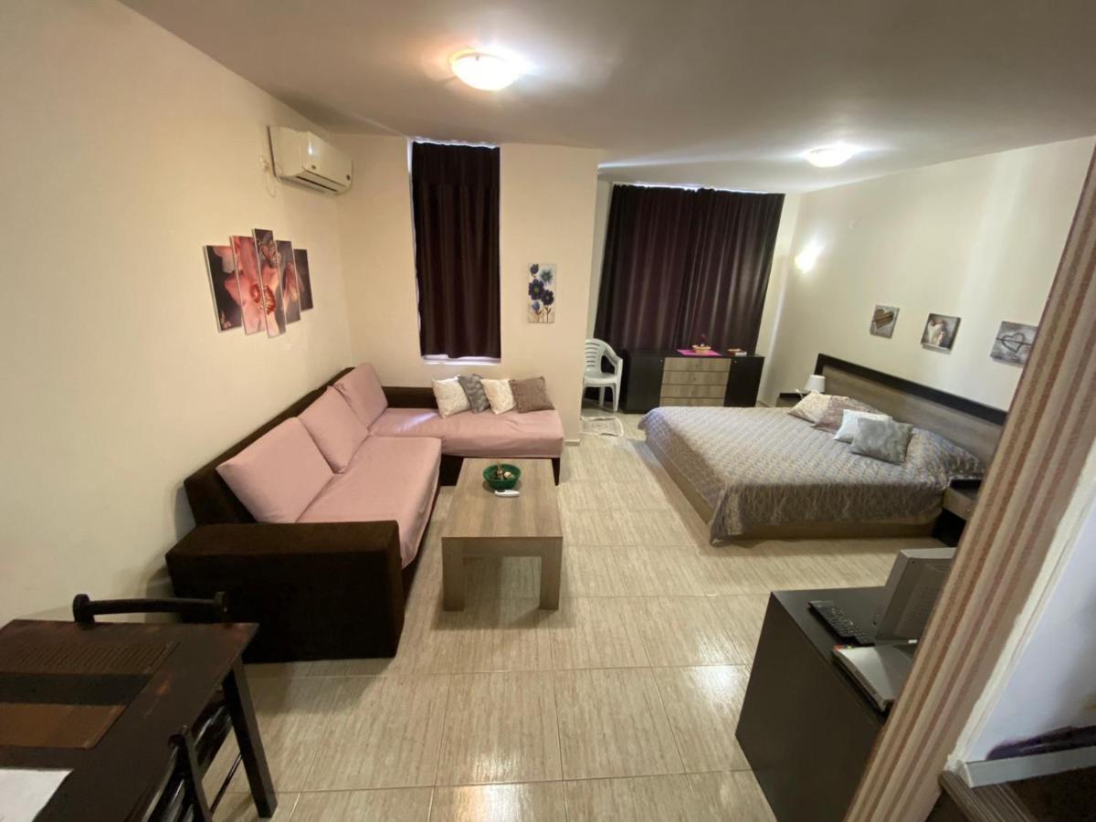 Cozy Apartment Saint Sofia 써니비치 외부 사진