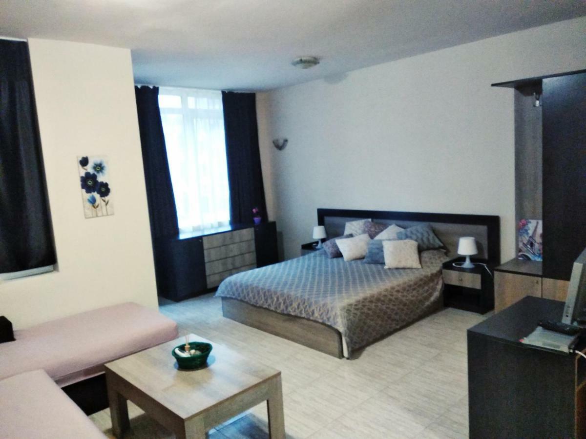 Cozy Apartment Saint Sofia 써니비치 외부 사진