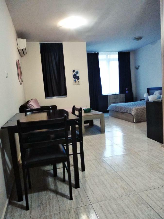 Cozy Apartment Saint Sofia 써니비치 외부 사진